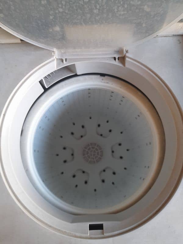 Haier washing machine HWM120-BS 4