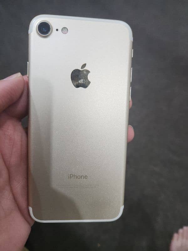 iphone 7 128 GB PTA bettry health96 0