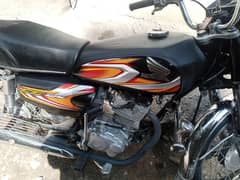 bike 125 22 model All punjab number  location Nathiagali Abbottabd