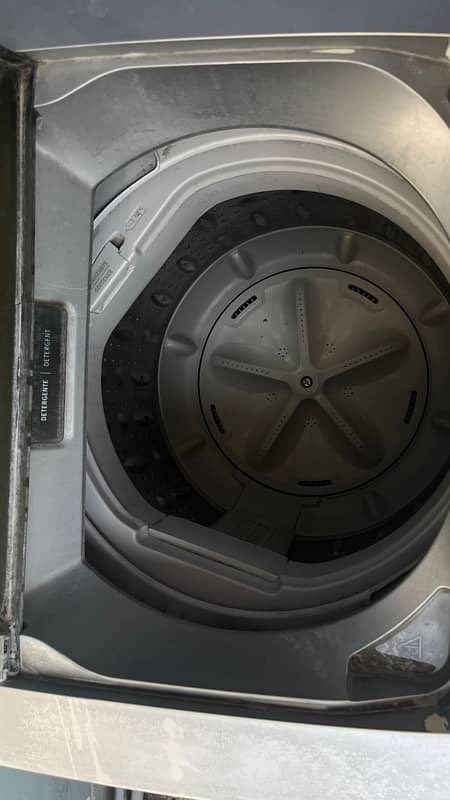 Electrolux EWT 704S Washing Machine 2