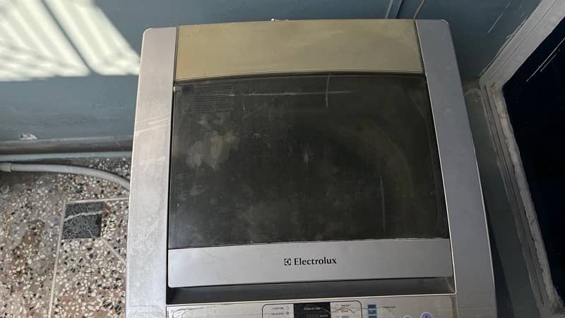 Electrolux EWT 704S Washing Machine 3