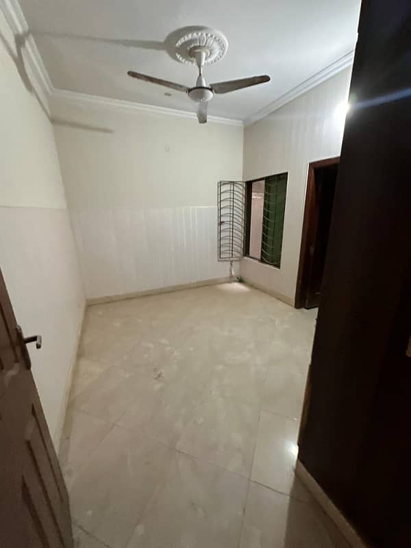 BRAND NEW UPPER PORTION FOR RENT LOCATION YOUSAF COLONY 1