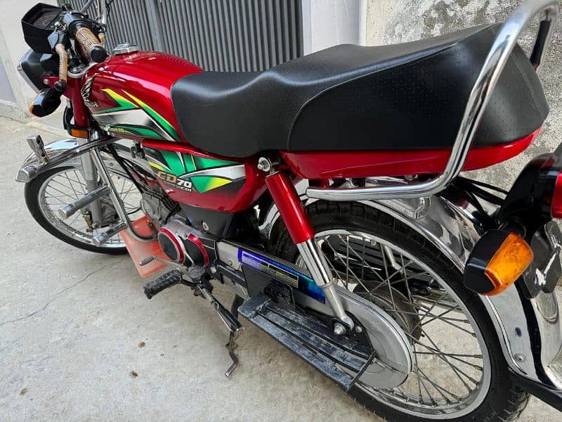 Honda CD 70 2022-23 3