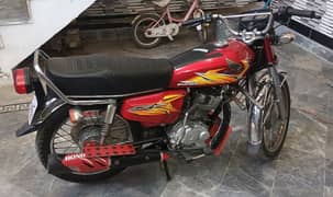 Honda 125CG. Contect::03007988305