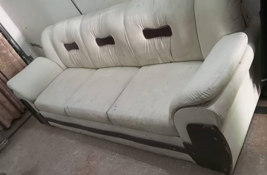 6 seater sofa. 2