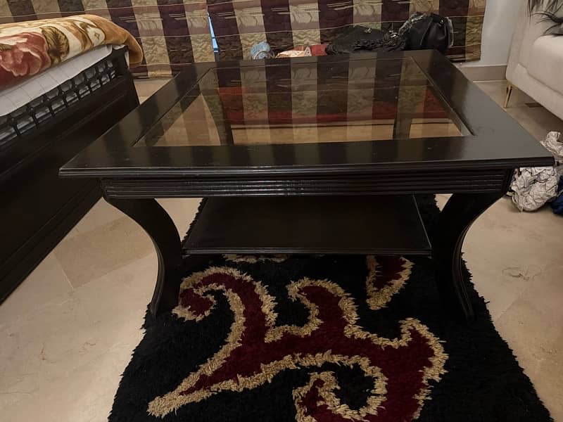 dining table / Centre Table for Sale 0