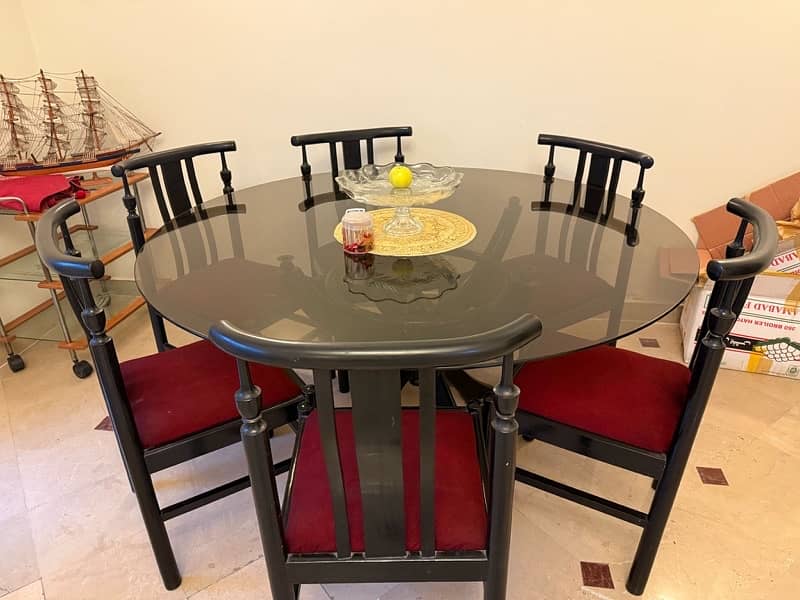 dining table / Centre Table for Sale 1