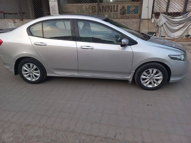 Honda City aspire 1.3 bumper to bumper original car 3