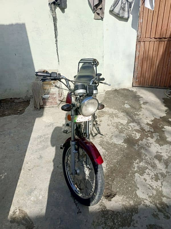 Suzuki Gs 150 2