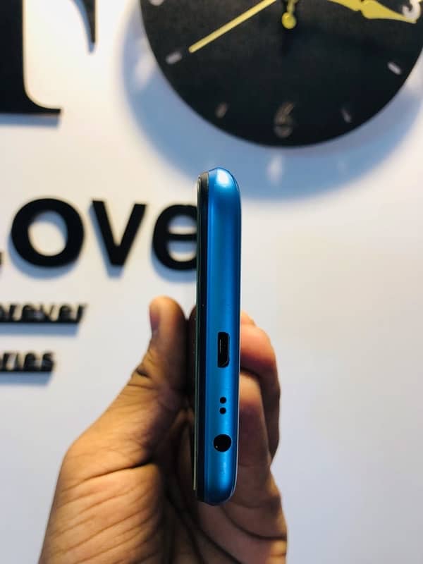 Realme C25Y 4