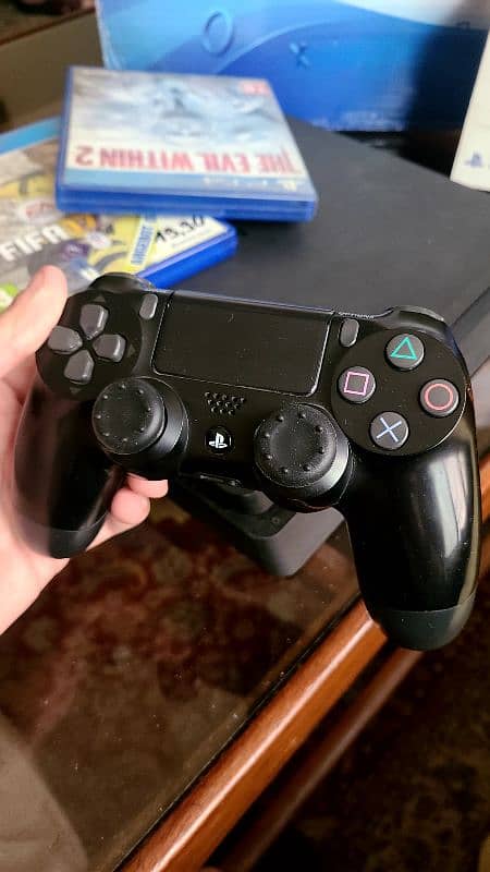 PS4 Slim 500GB 2