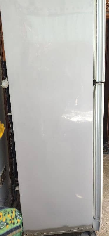 Refrigerator for sale 8