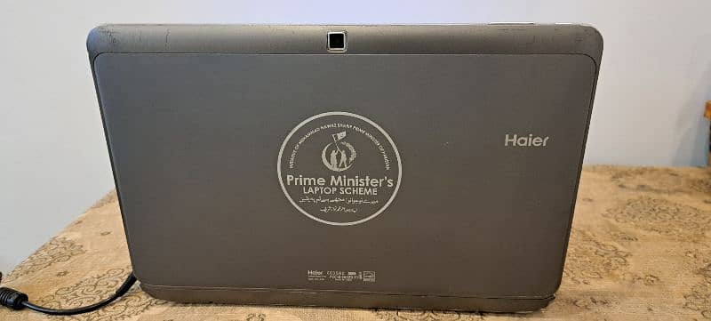 Haier Y11B detachable 2 in 1 laptop 2