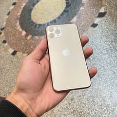 iphone 11pro (urgent sale)