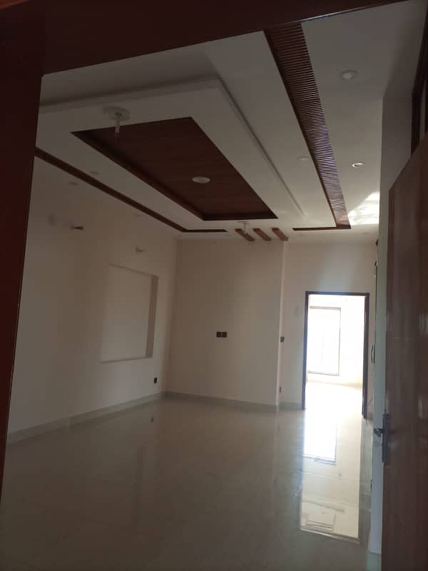 Bahria orchard Lahore rent option available 8 Marla upper portion 1