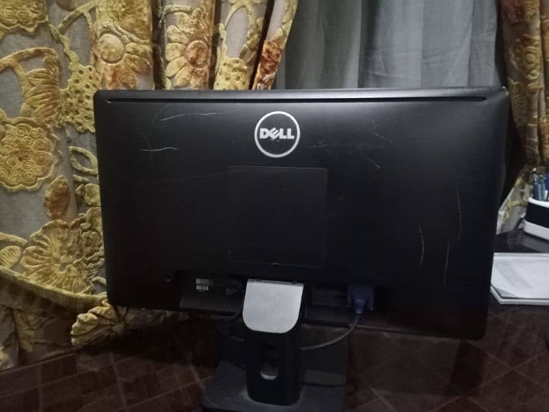 DELL 22-inch Monitor 2