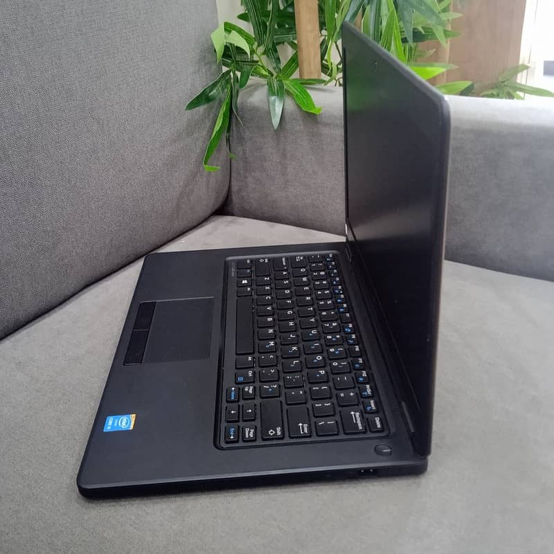 Dell Latitude E5450 i5-5th Gen 8gb 128gb windows 2