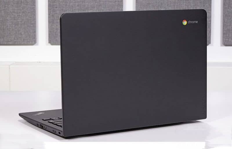 Lenovo Chromebook (Ram 4GB + Storage 16GB) Ultra Slim HD Display 1