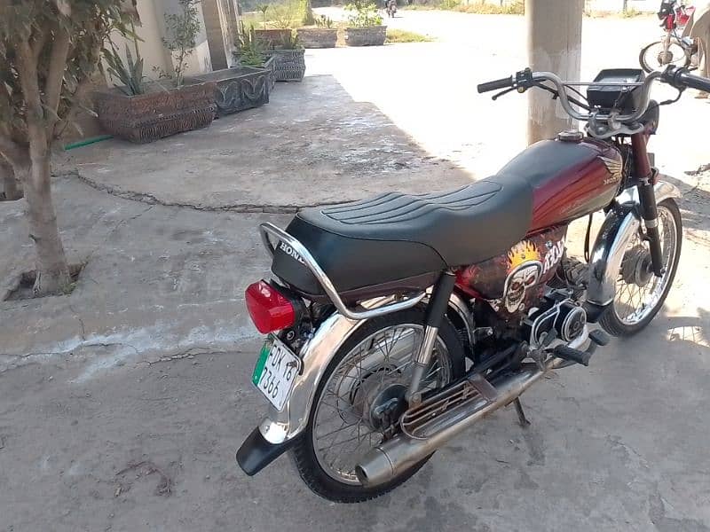 Honda CD 70 model 2015/16 03127915119 4