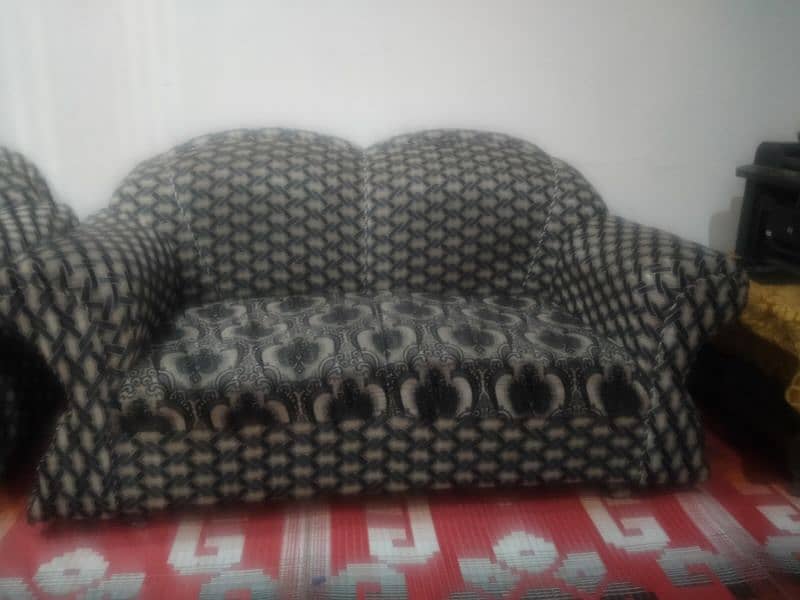 6 seater sofa set best condition 3