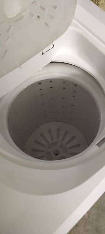 brand new Dawlance washing machine 6