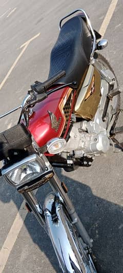 Honda CG 125 special edition gold