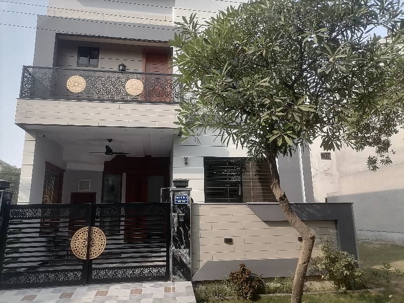 House For Grabs In 5 Marla Faisalabad 0