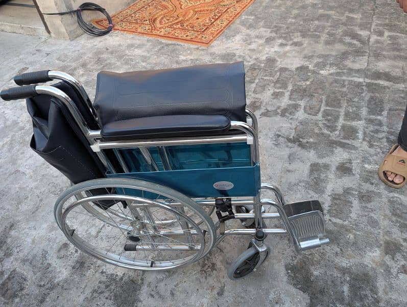 Wheel chair new 3