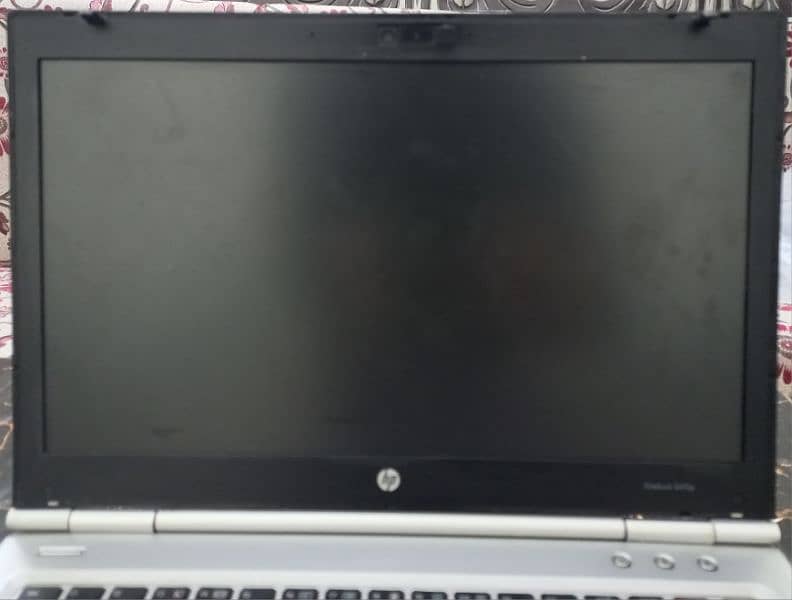 HP EliteBook 8470P 1