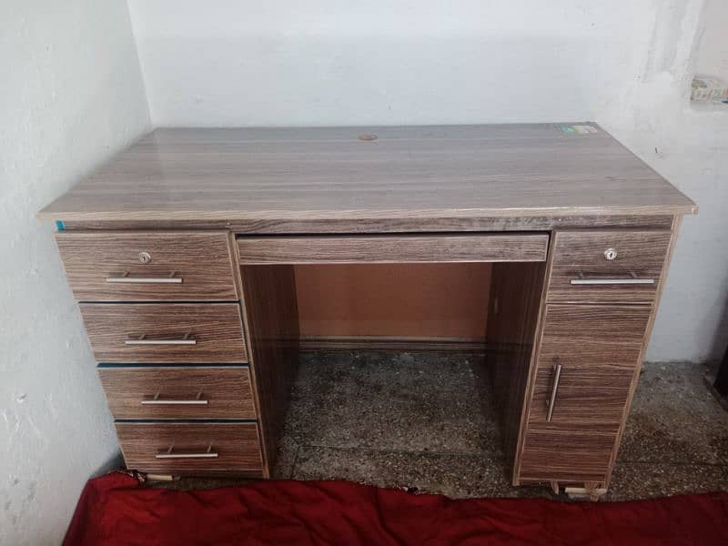 Computer Table for Sale 2