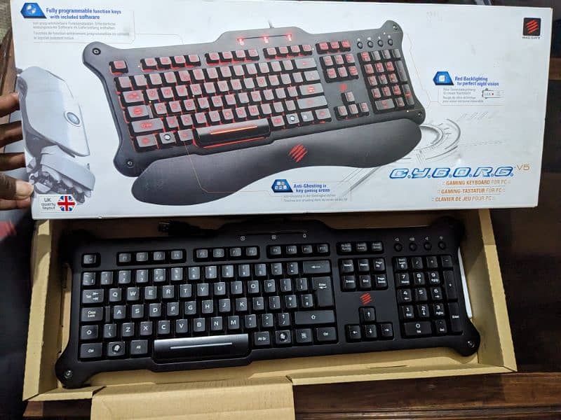 Cyborg v5 BackLight Gaming keyboard 1