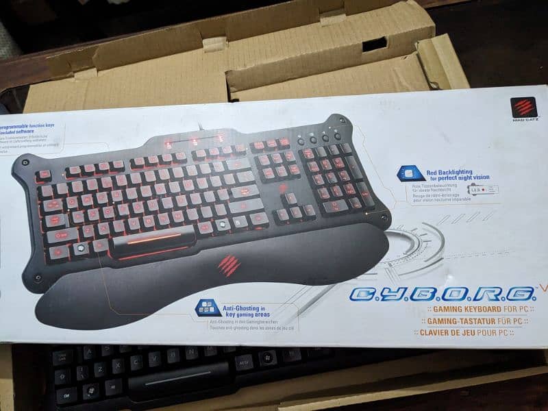 Cyborg v5 BackLight Gaming keyboard 2