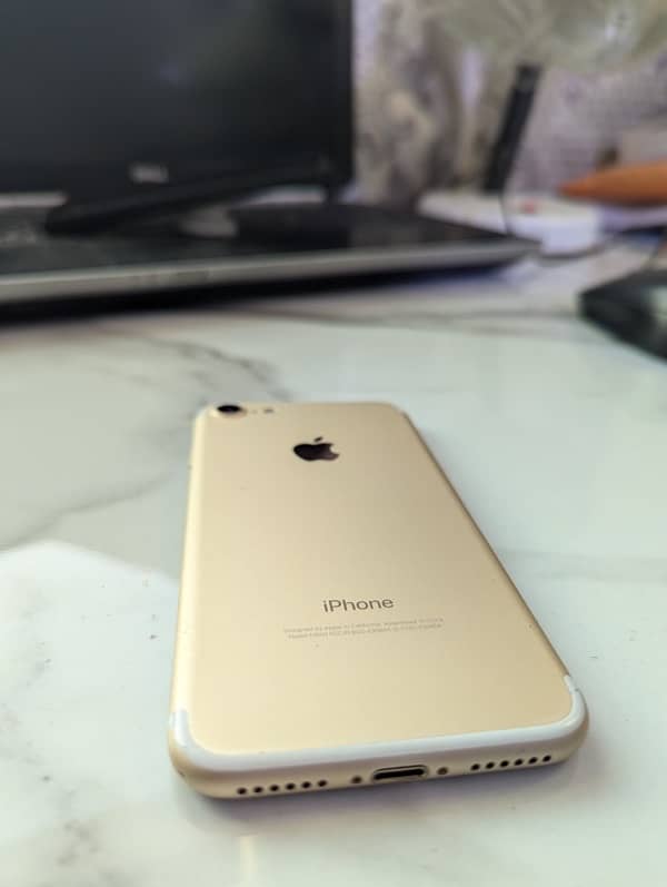 Iphone 7 | 128 GB | Golden-Non PTA| 9/10 condition 2