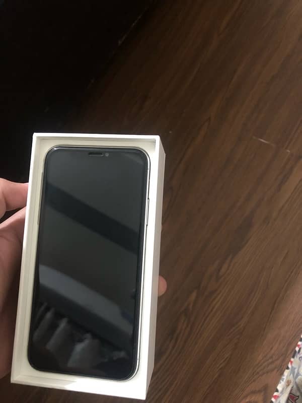 Iphone X Pta approved 64 gb original with box 10