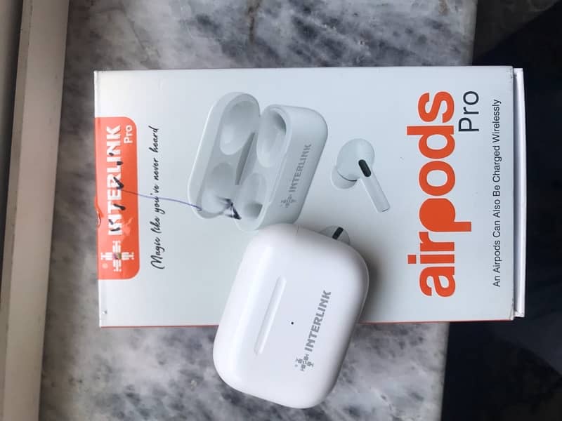 Interlink Airpods Pro 8