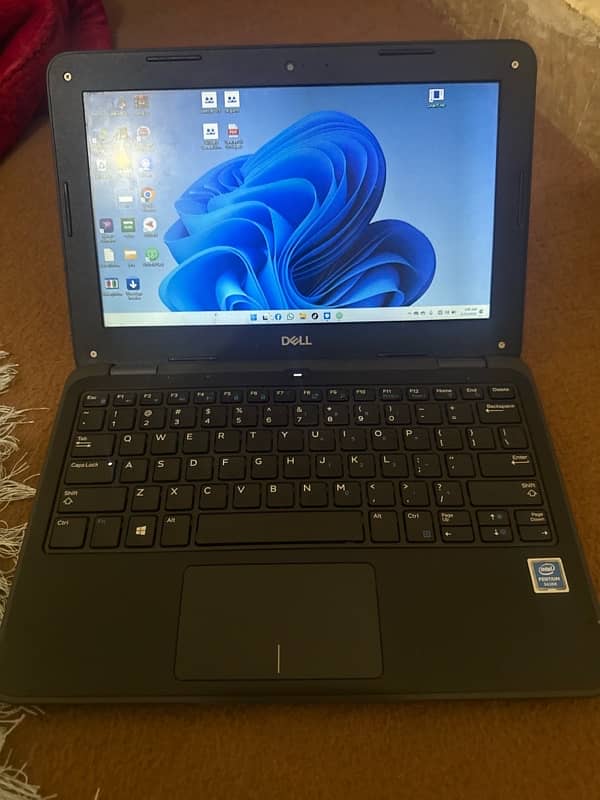 Dell Latitude 3190 (10 Generation Laptop 10/10 condition 2