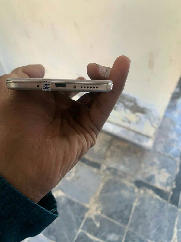 Vivo y66 all ok mobile ha 6/128 ha pta ha 4