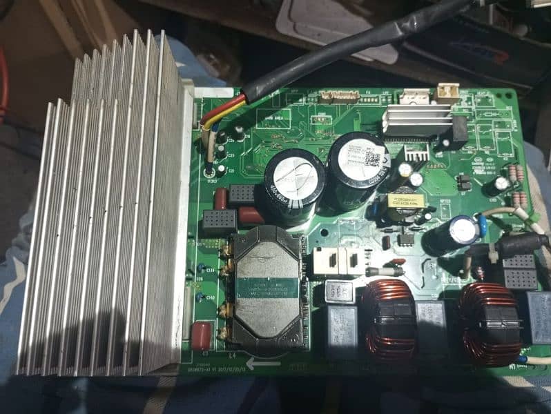 Specialist in DC Inverter Ac kits رپئرنگ 1