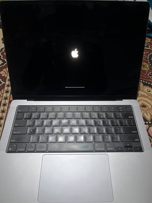 Macbook pro M1 2021 1