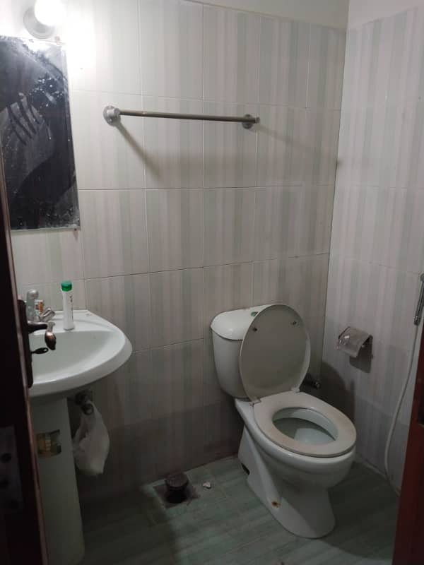 2 Bed Flat For rent in G-15 markaz Islamabad 6