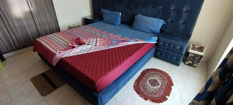 King Size Bed For Sale Complete Set 4