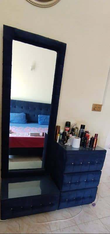 King Size Bed For Sale Complete Set 5