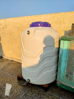 For Sale: 500-Liter Water Tank – Like New Condition!