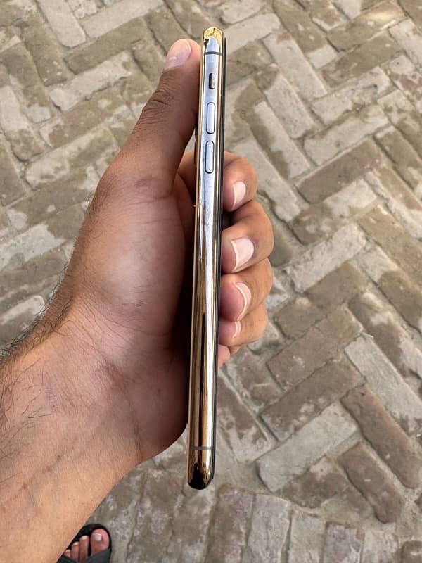 iphone 11 pro max pta proved 3