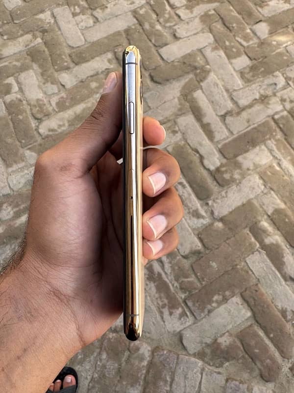 iphone 11 pro max pta proved 4