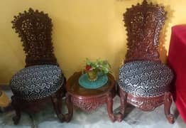 sheesham wood chairs with table