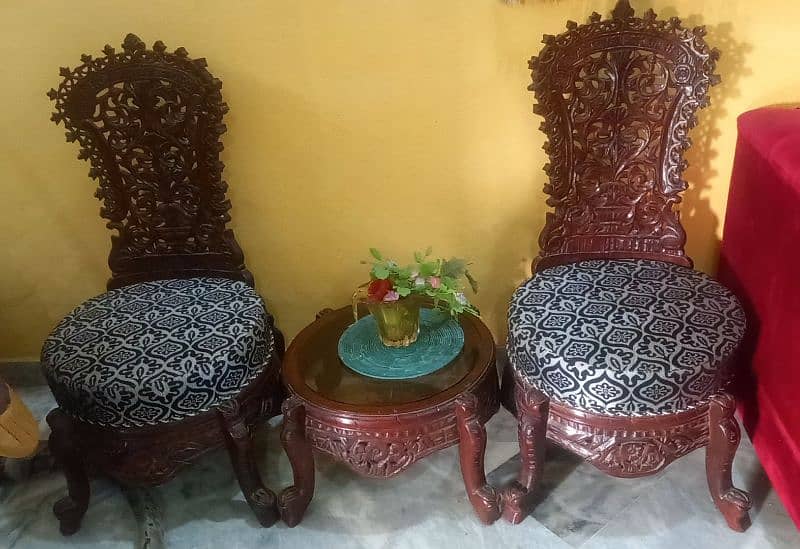 sheesham wood chairs with table 0