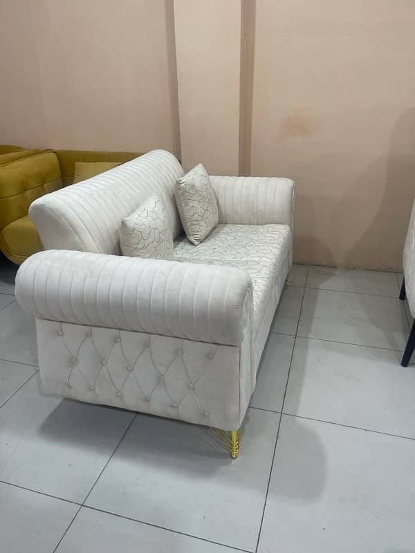 6 siter sofa set urgent sale no use 2