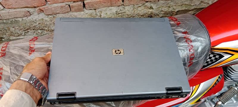 H P Laptop 3