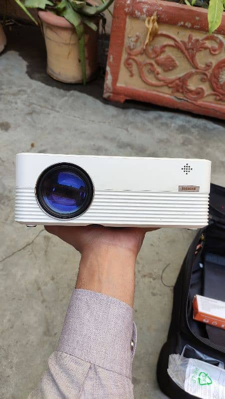 Jeemak android hd projector 0